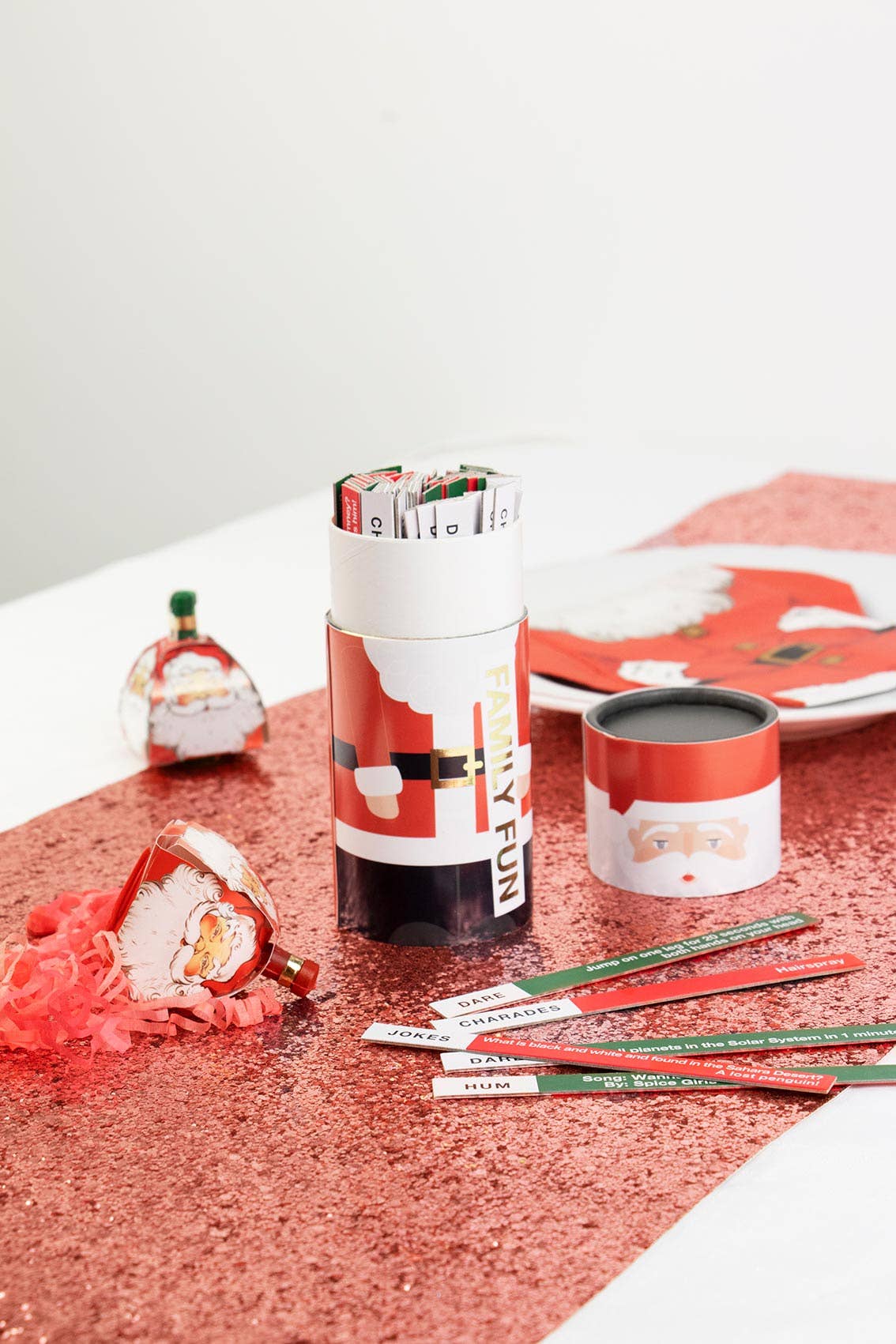 Talking Tables USA - Santa Dipsticks Christmas Game