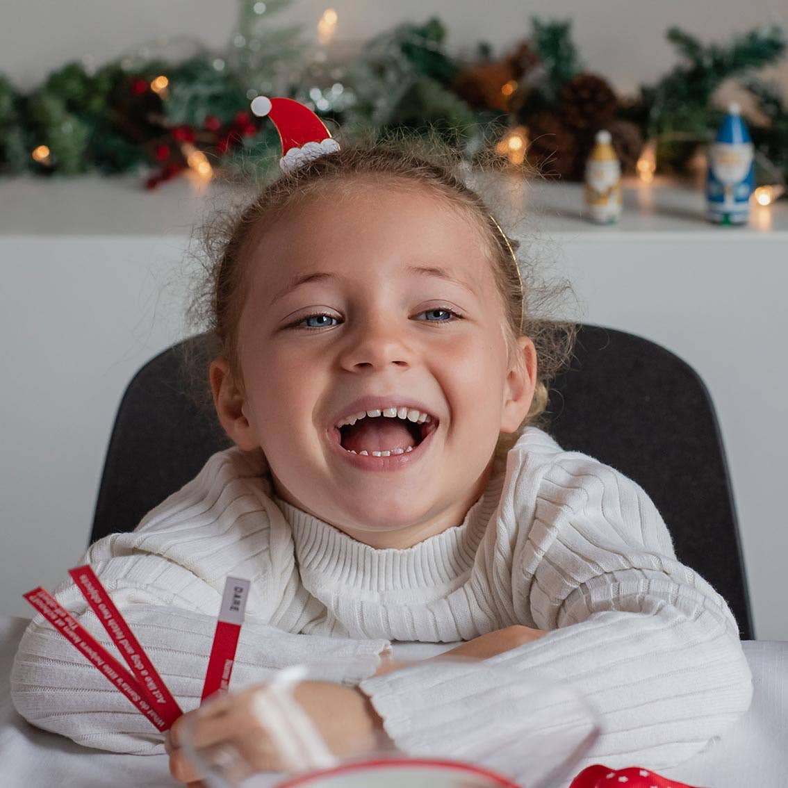 Talking Tables USA - Santa Dipsticks Christmas Game