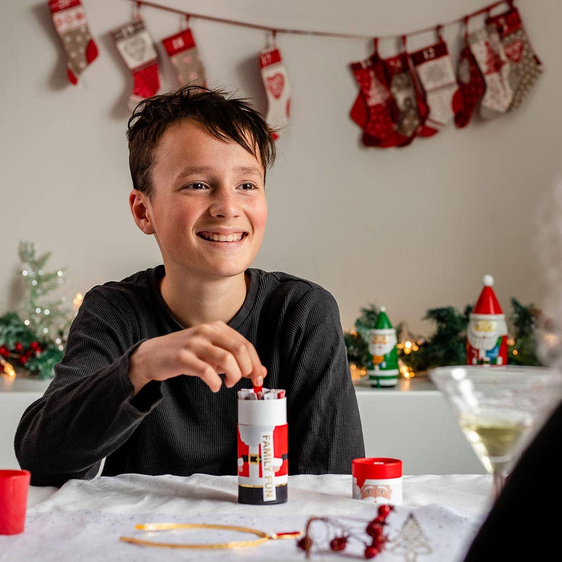 Talking Tables USA - Santa Dipsticks Christmas Game