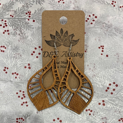 D&E Wooden Earrings